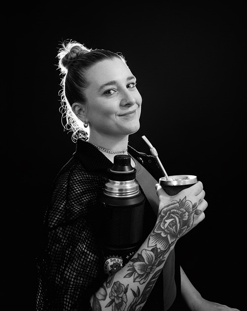 Retrato de Vanina Mari — Mentor & Graphic Design Expert