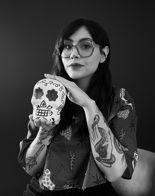 Retrato de Indra Sánchez — Brand Specialist & Illustrator