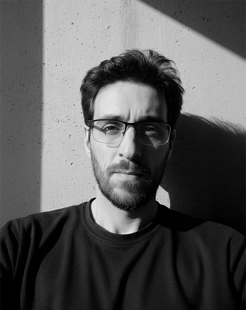 Retrato de Mariano Bertacchini — Graphic Design Specialist
